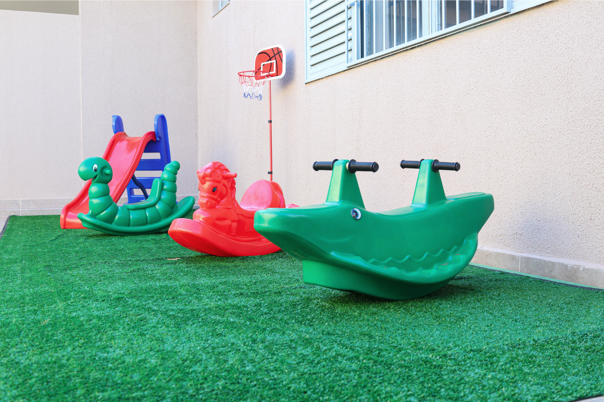Playground_1280x800